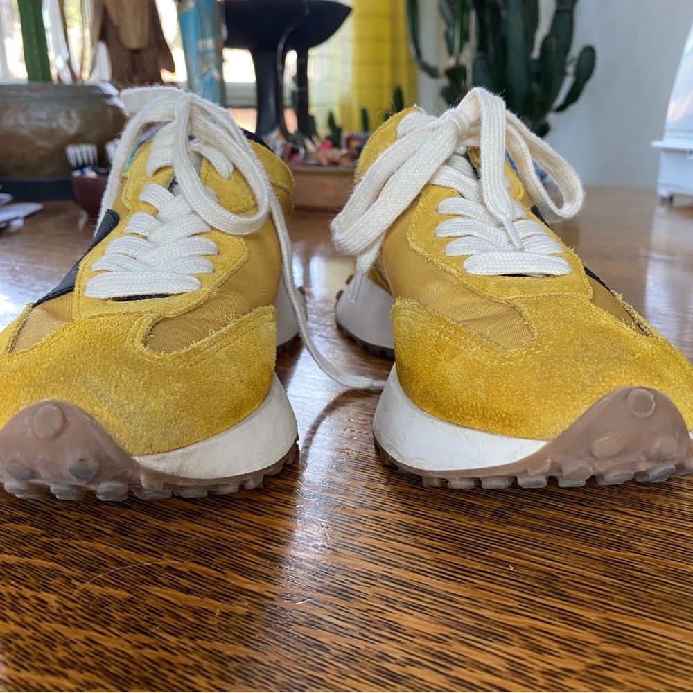 Steve Madden Campo Sneaker in Mustard - Picture 10 of 14